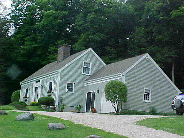 Building photograph for 131 MAIN STREET